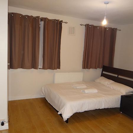 Отель Vallance Road House Лондон Экстерьер фото